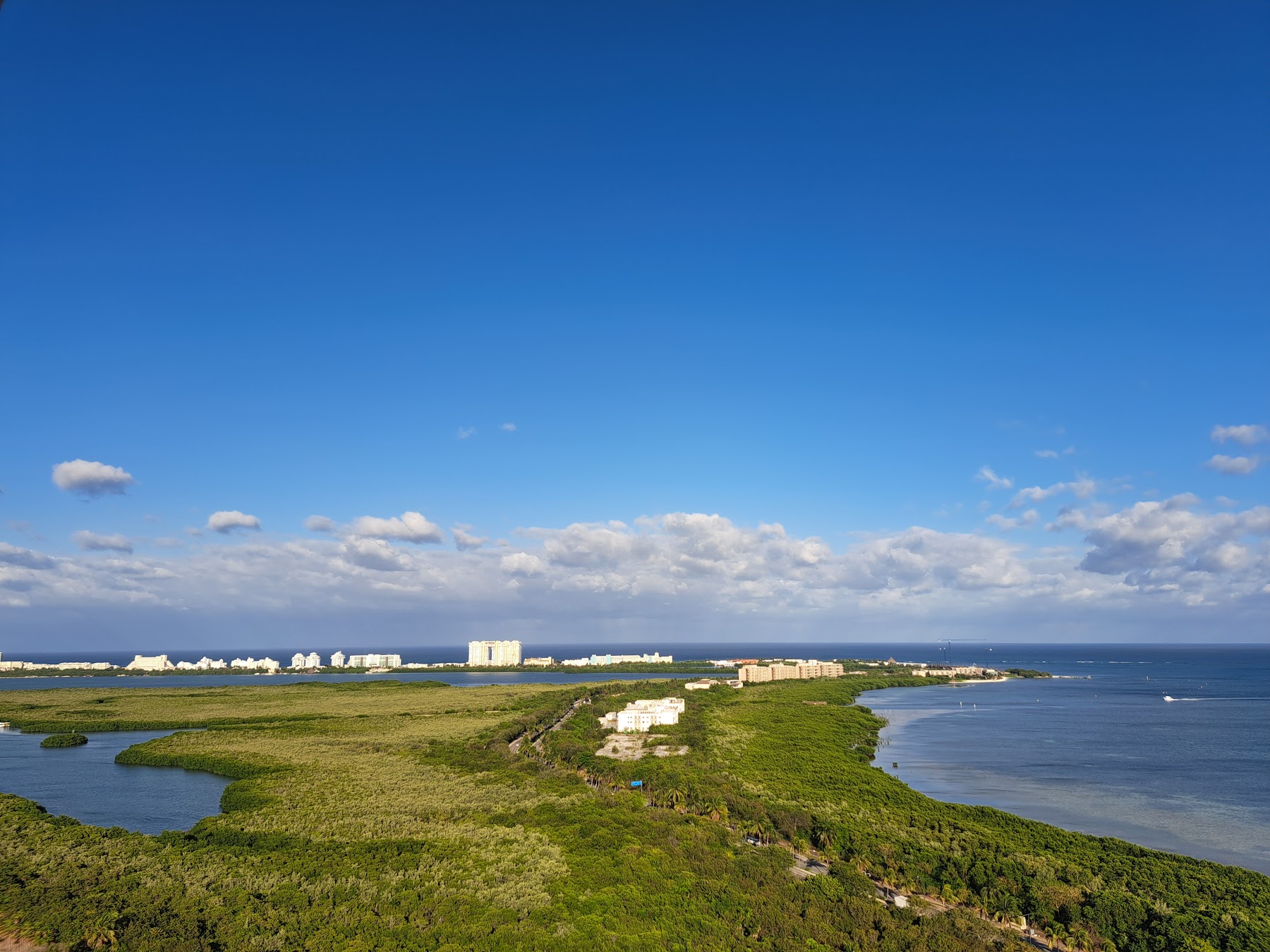 Laguna Nichupté, Cancún