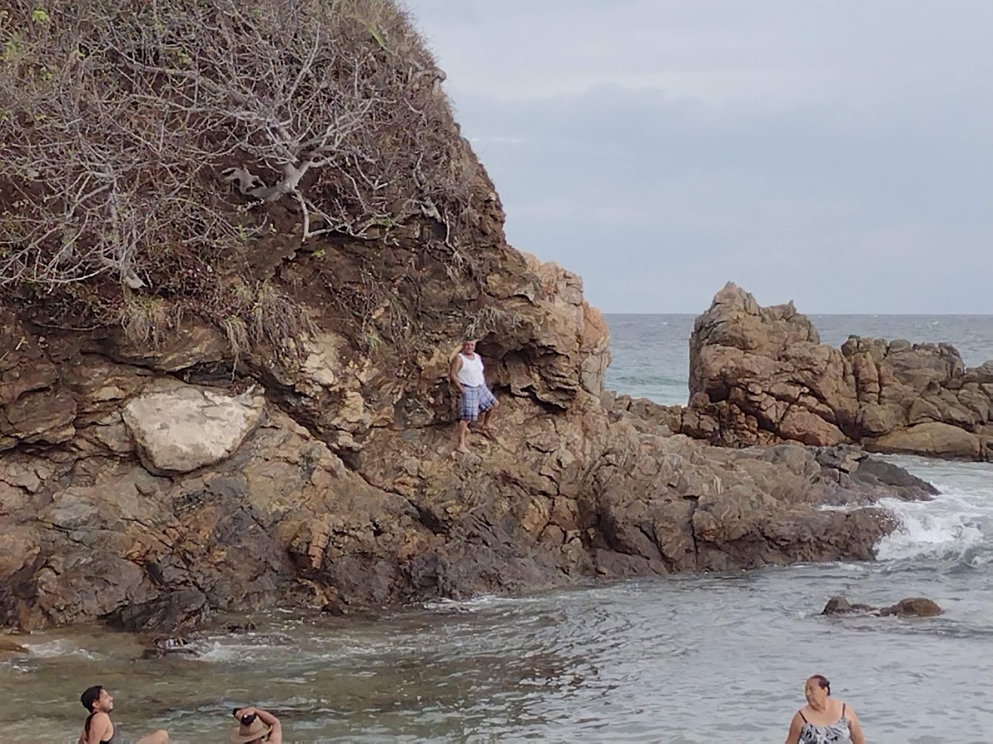 Zipolite, Puerto Escondido