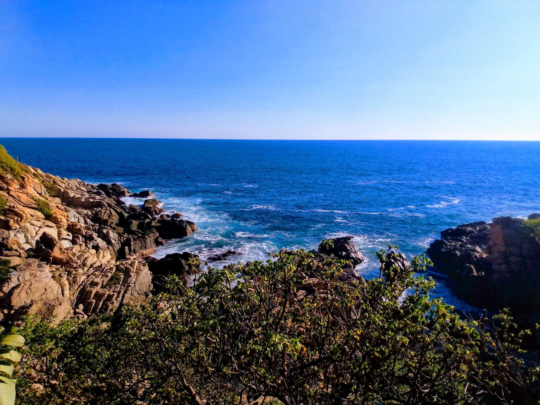 Puerto Angelito y Manzanillo, Puerto Escondido