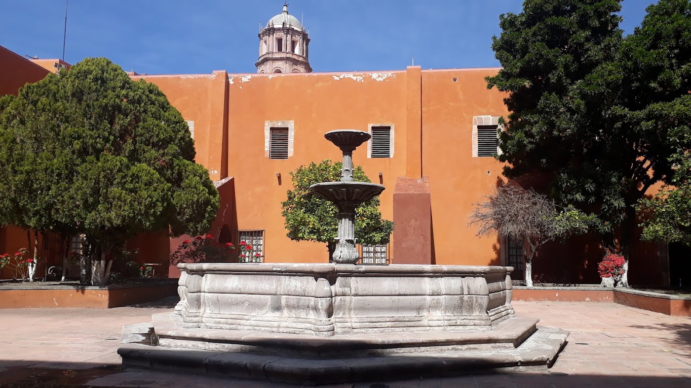 Jardín Zenea y Plaza de Armas, Querétaro