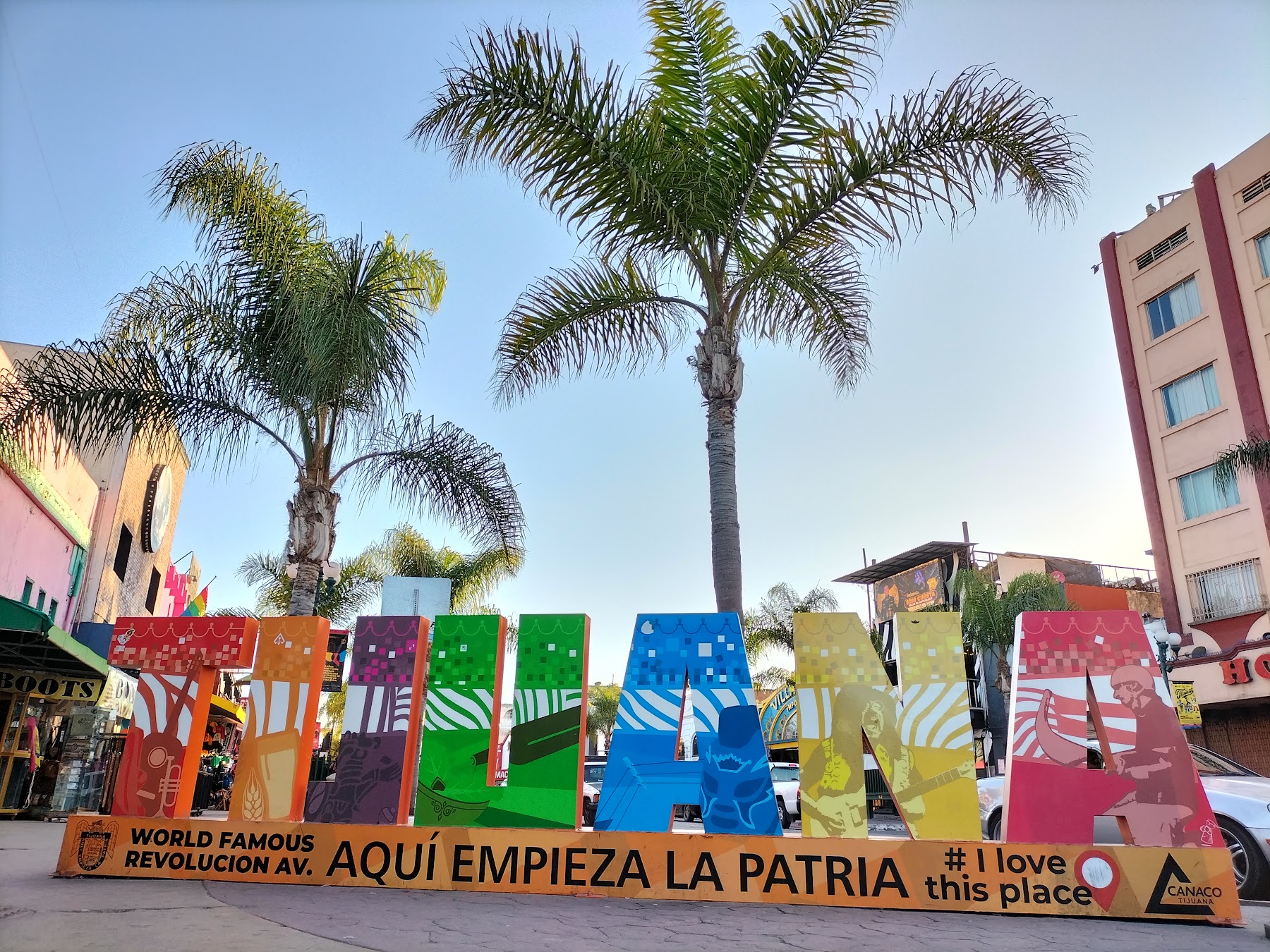 Avenida Revolución y Zona Centro, Tijuana